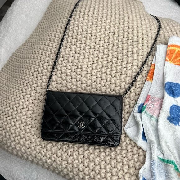 Authentic Chanel classics flap bag - Picture 4 of 4